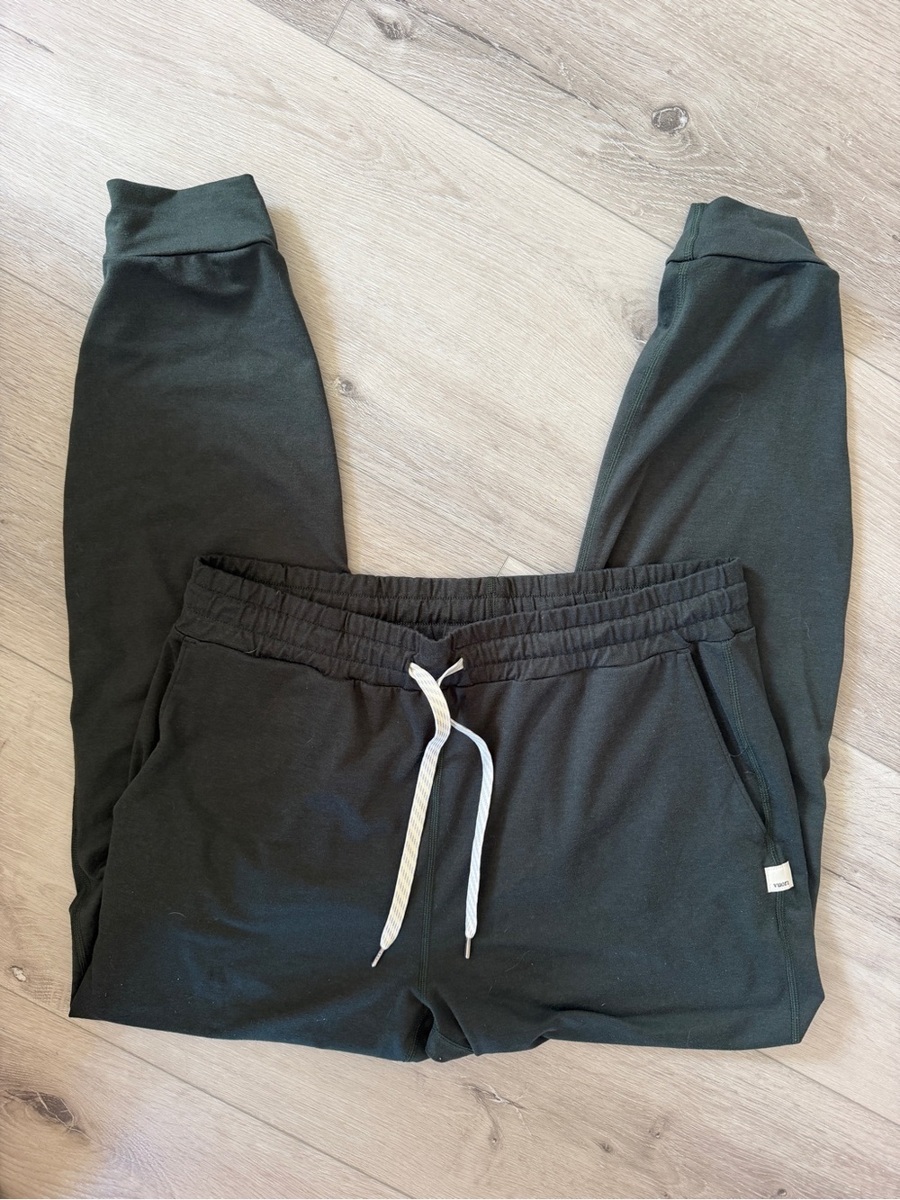 Vuori Jogger - Medium Tall